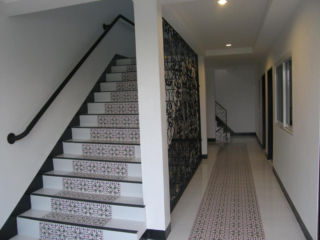 Wansabai Place HHQ Esterno foto