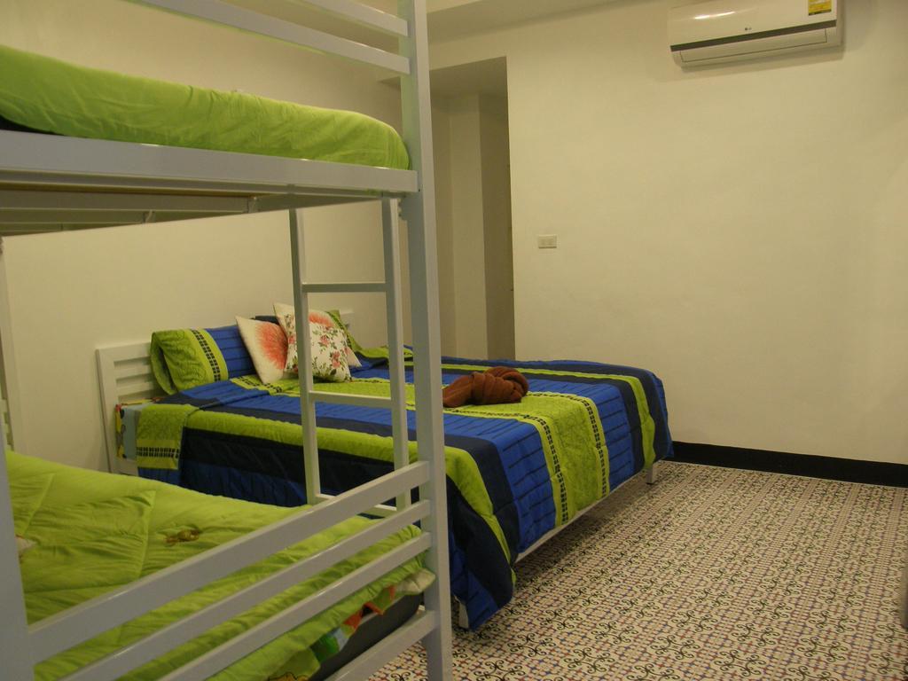 Wansabai Place HHQ Esterno foto
