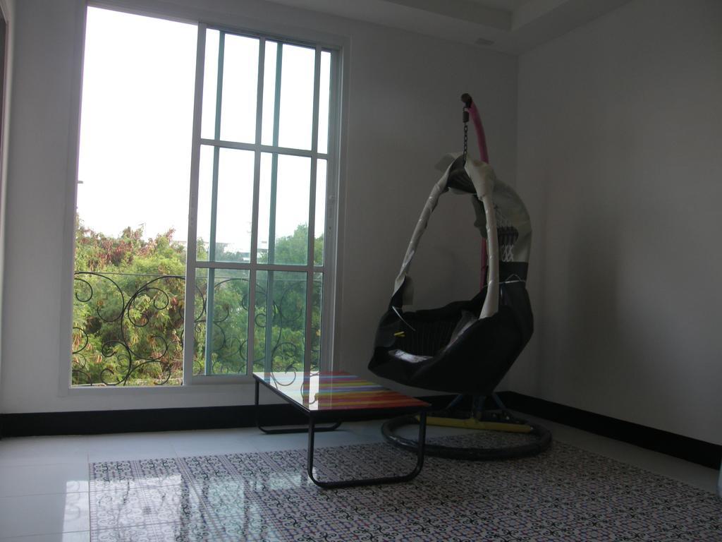 Wansabai Place HHQ Esterno foto